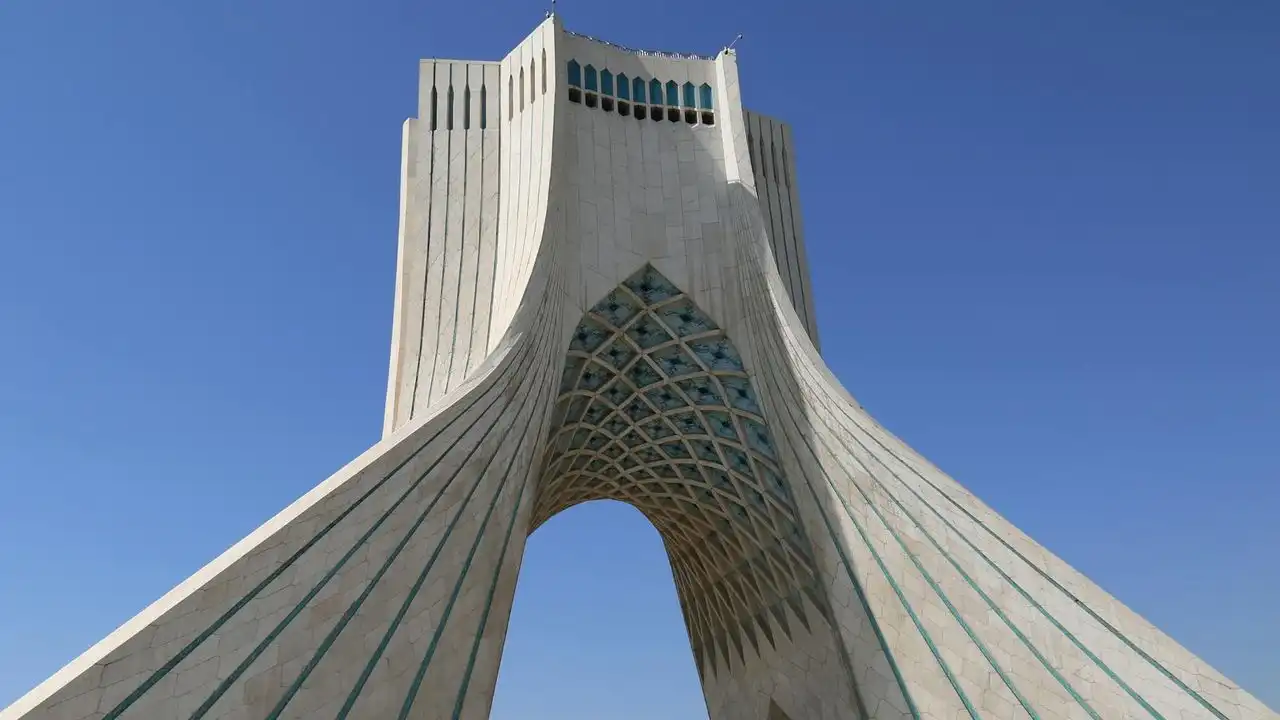 Essential Persian Greetings And Everyday Phrases